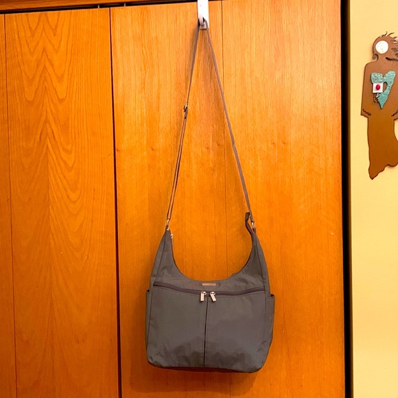 Baggallini gray woven nylon cross body shoulder bag purse zip top large VGUC - Picture 2 of 13